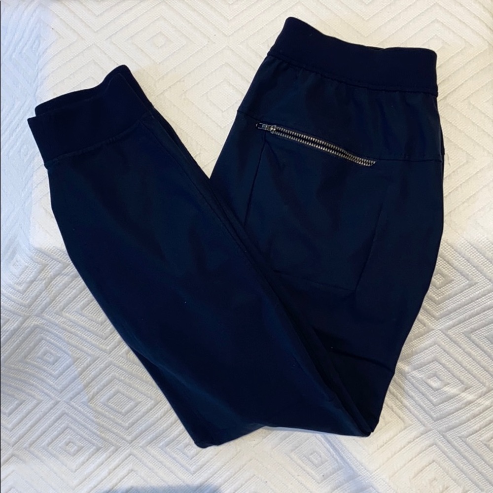 Lululemon Men’s Navy Joggers